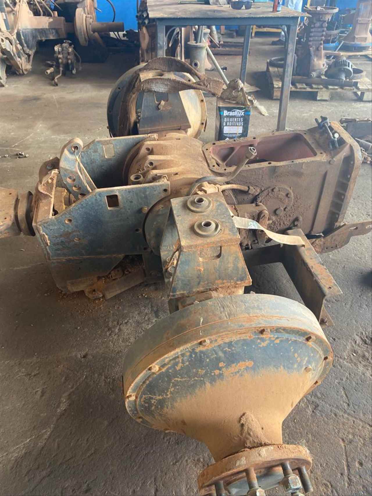 Traseira Trator Massey MF 680